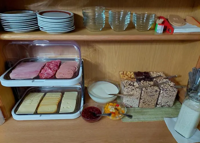 Frühstückspension Haus Felsneck 3*