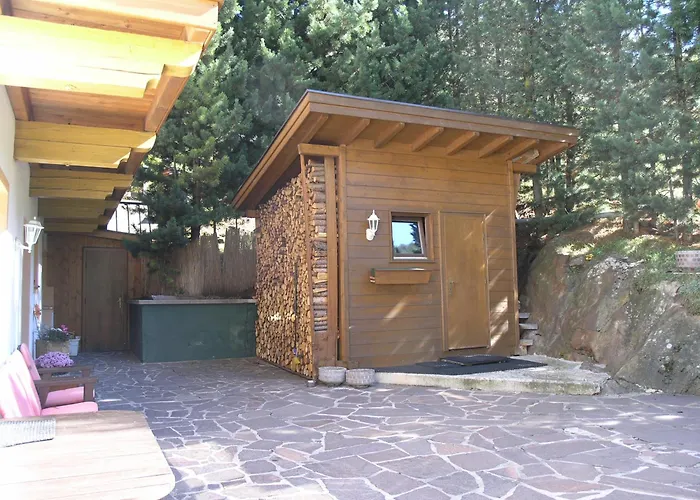 Frühstückspension Haus Felsneck 3*