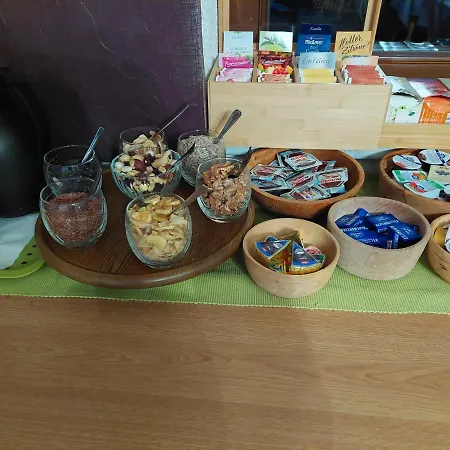 Bed & Breakfast Haus Felsneck