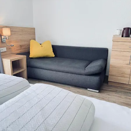 Haus Felsneck Bed & Breakfast