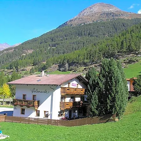 Bed & Breakfast Haus Felsneck 3*
