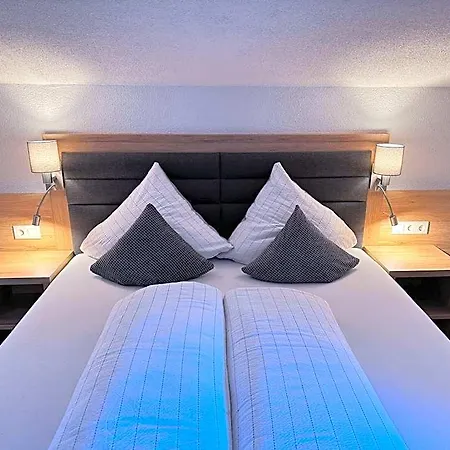 Haus Felsneck Bed & Breakfast Sölden