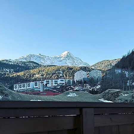 Haus Felsneck Bed & Breakfast 3*