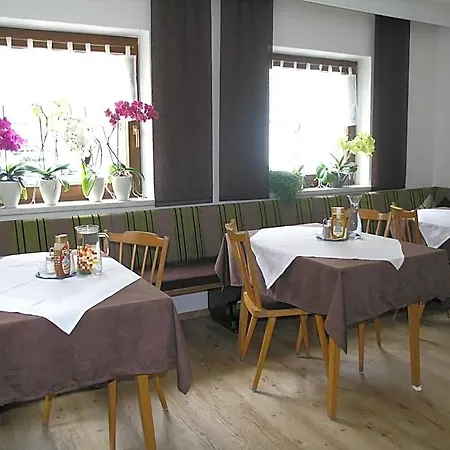Haus Felsneck 3*