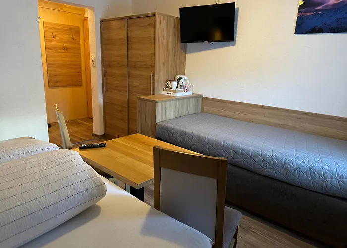 Haus Felsneck Отель типа 