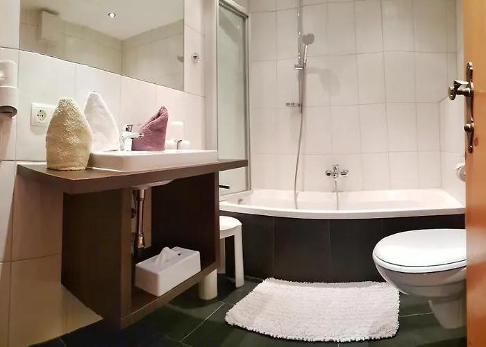 Bed & Breakfast Haus Felsneck Sölden